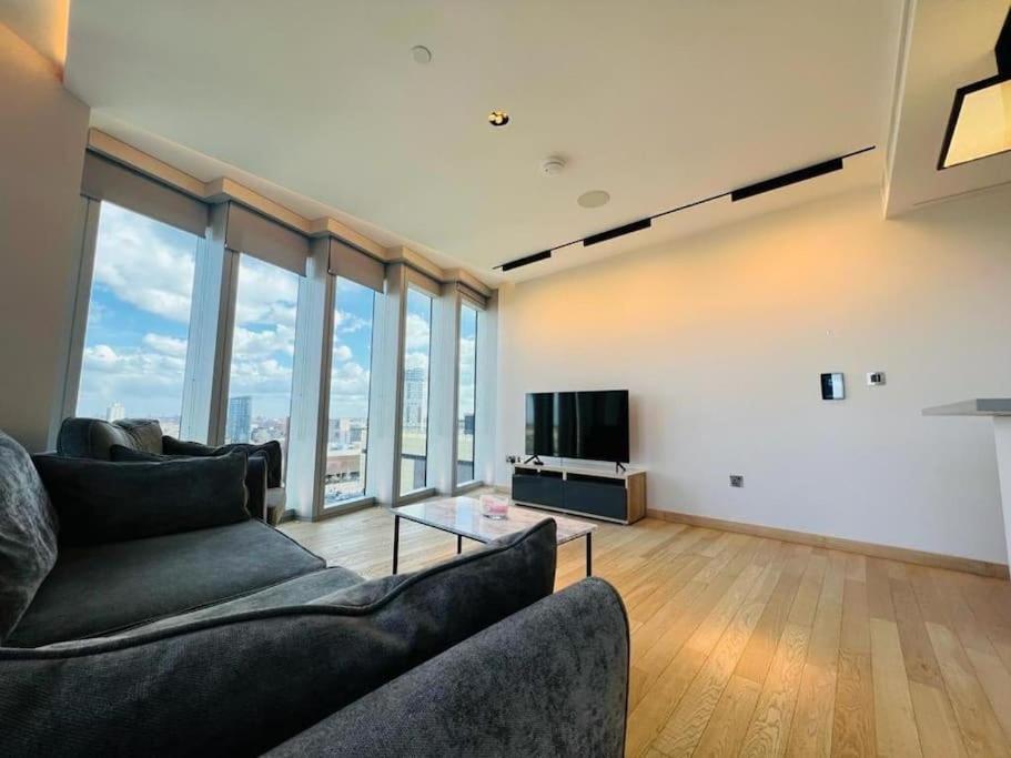 New Manhattan Loft Gardens Stratford 伦敦 外观 照片