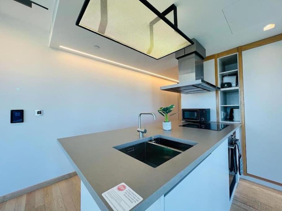 New Manhattan Loft Gardens Stratford 伦敦 外观 照片